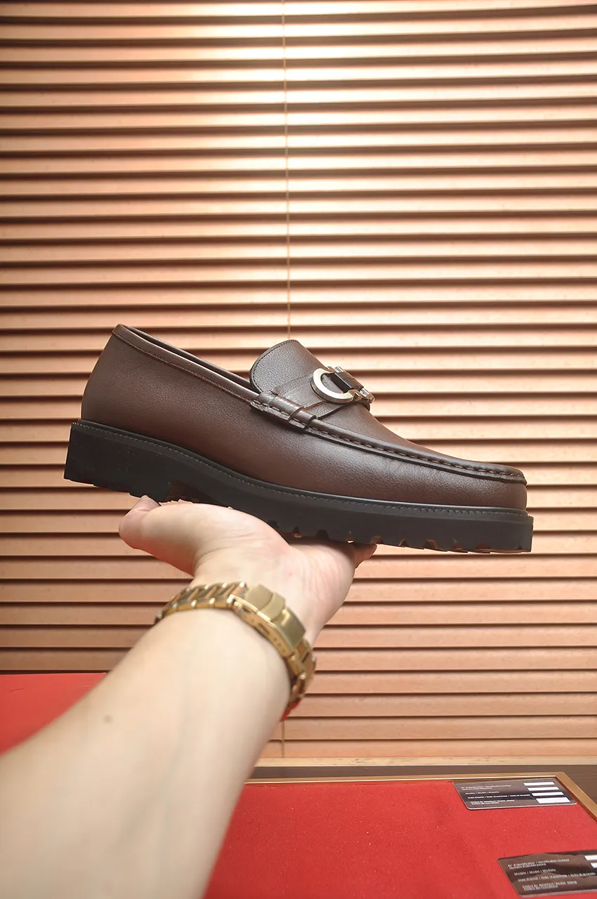 Men's Men's Shoes💰560💶[[HERMES]] (High-end Niuli) New 🍀 HERMES - top version of Ferragamo's classic casual leather shoes! Made of imported original cowhide, the inner top layer is comfortable cowhide lining! Original wear-resistant rubber outsole! High quality products! Code number 38-45 (45 customized)